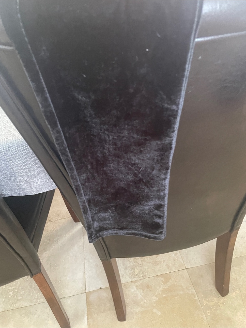Hollister Black Velvet High-Rise Leggings - Picture 3 of 5